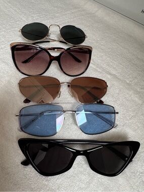 Bundle of 5 Women's Sunglasses